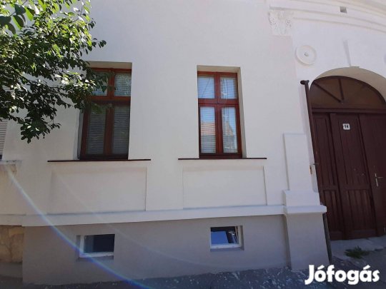 Debrecen Cegléd utca lakás eladó