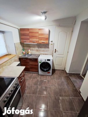 Debrecen Felső Józsán eladásra kinálok az Elek u 2 szobás 47 m2