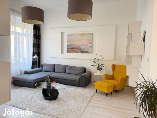 Debrecen Piac utcán felújított lakás