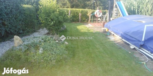 Debrecen Szepes csendes részén családi ház eladó!