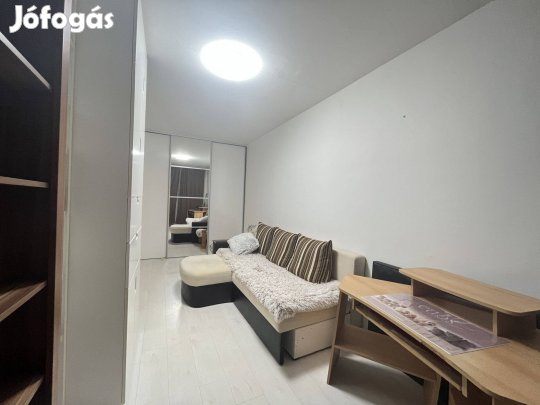 Debrecen Újkert, társasházi lakás panel 51 nm