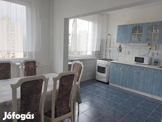 Debrecen, Füredi út, 3 szoba étkezős lakás eladó 5. em-en