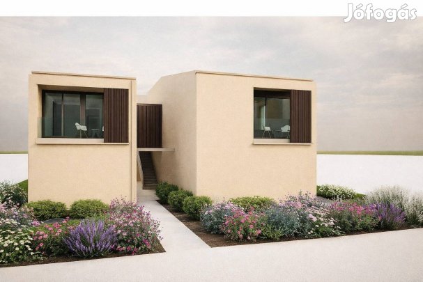 Debrecen, Nyulas 43 m-es, 2 szobás tégla társasházi lakás