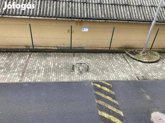 Debrecen autó beálló, parkoló 