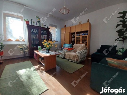 Debrecen belvárosában ház eladó