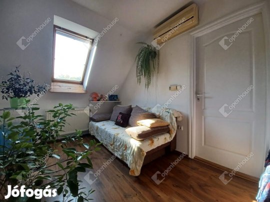 Debrecen belvárosában ház eladó
