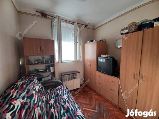 Debrecen kedvelt  részén családi ház eladó!