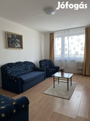 Debrecenben a Füredi úton 71 m-es, 3 szobás lakás eladó!