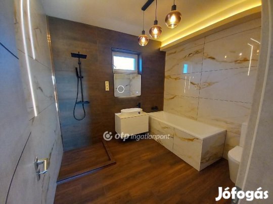 Debreceni 122 nm-es ház eladó