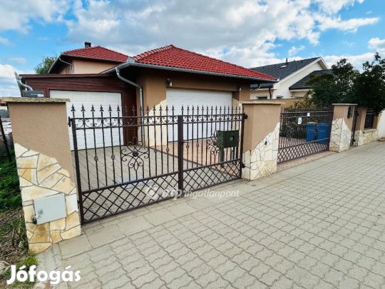 Debreceni 189 nm-es ház eladó