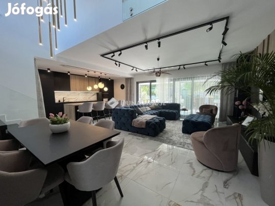 Debreceni 310 nm-es ház eladó