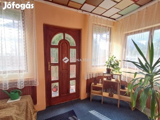 Debreceni 48 nm-es ház eladó