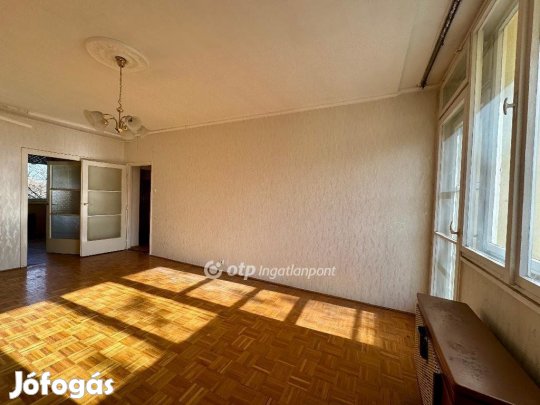 Debreceni 53 nm-es lakás eladó