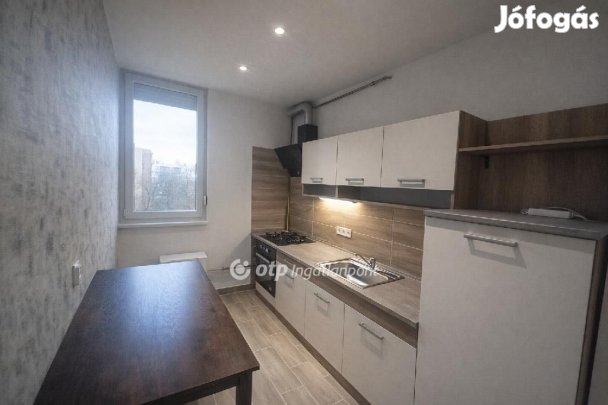Debreceni 55 nm-es lakás eladó