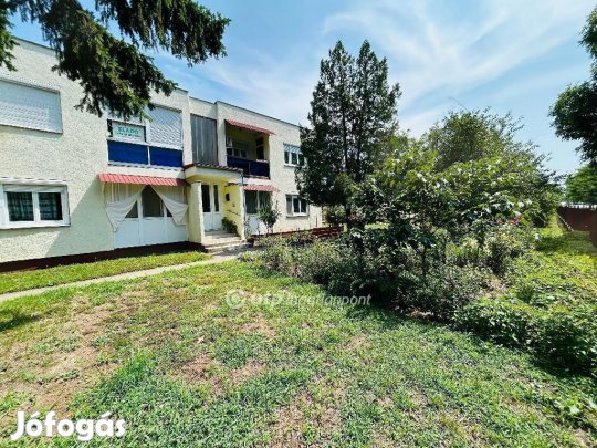 Debreceni 56 nm-es lakás eladó