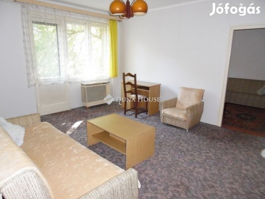 Debreceni 56 nm-es lakás eladó
