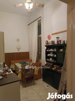Debreceni 74 nm-es lakás eladó