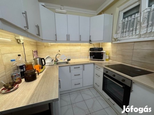 Debreceni 91 nm-es lakás eladó