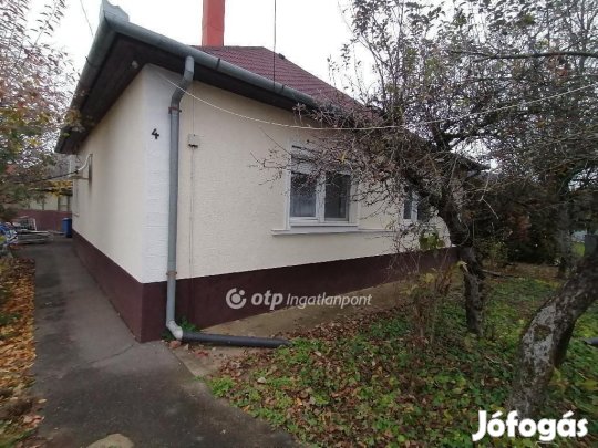 Debreceni eladó 126 nm-es ház