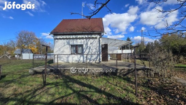 Debreceni eladó 38 nm-es ház