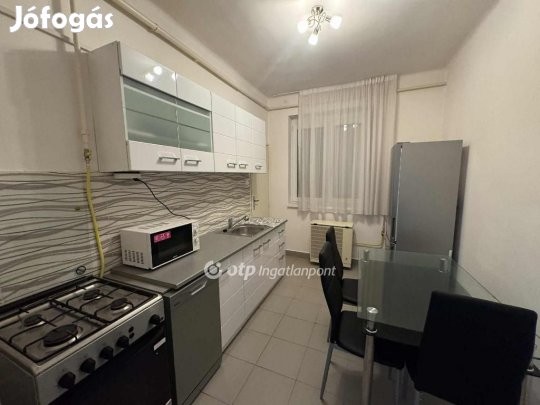 Debreceni eladó 50 nm-es lakás