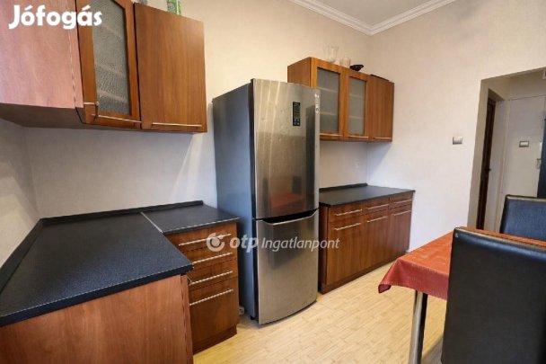 Debreceni eladó 50 nm-es lakás
