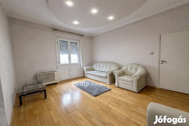 Debreceni eladó 50 nm-es lakás