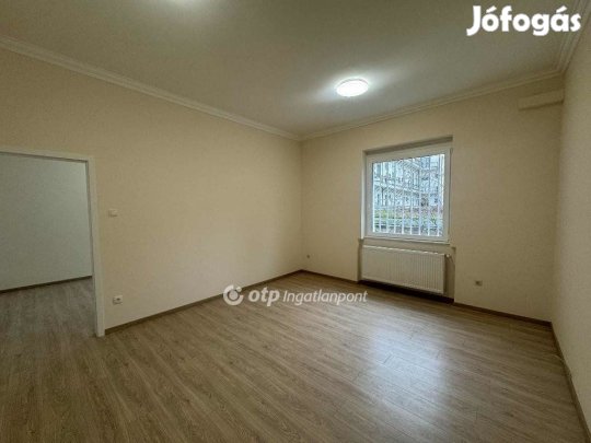Debreceni eladó 50 nm-es lakás