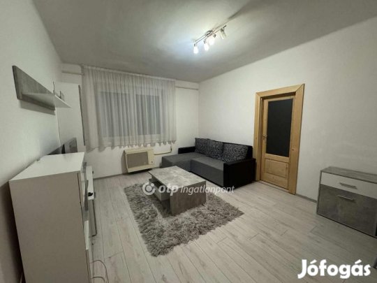 Debreceni eladó 50 nm-es lakás