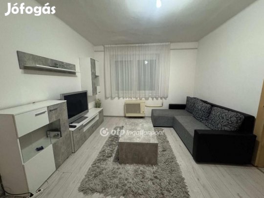 Debreceni eladó 50 nm-es lakás