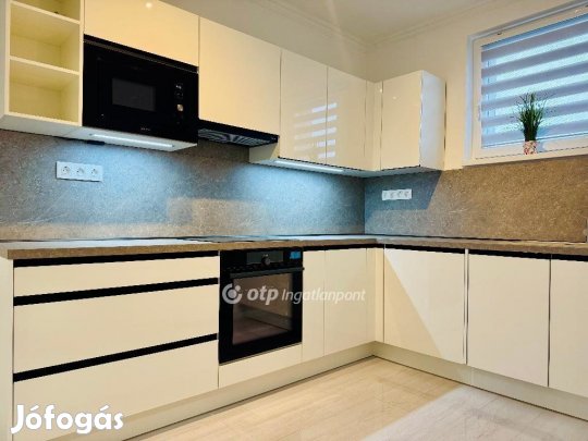Debreceni eladó 55 nm-es lakás