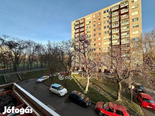Debreceni eladó 55 nm-es lakás