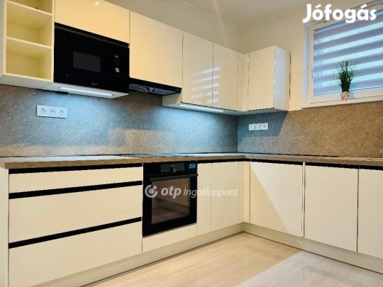 Debreceni eladó 55 nm-es lakás