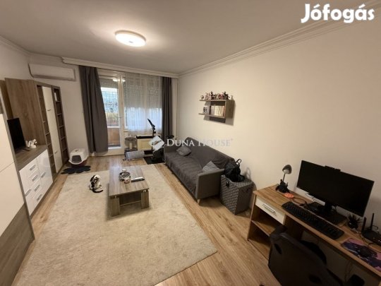Debreceni eladó 55 nm-es lakás