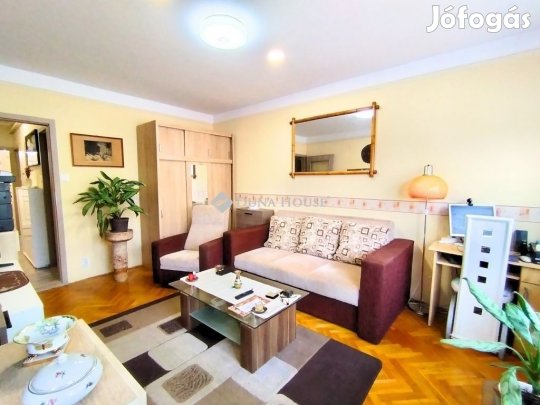 Debreceni eladó 57 nm-es lakás