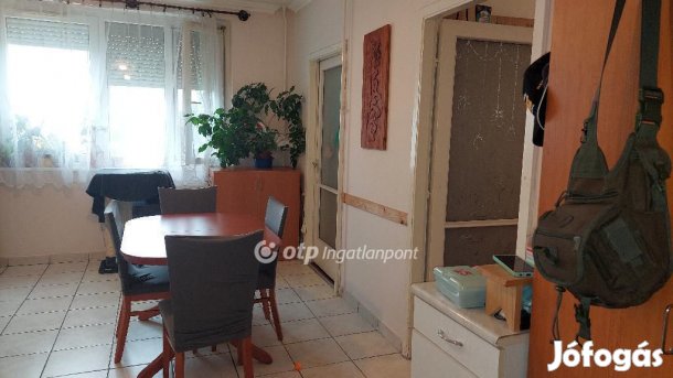 Debreceni eladó 66 nm-es lakás