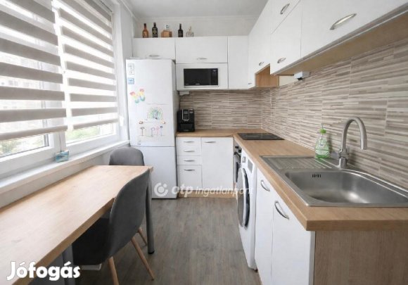 Debreceni eladó 69 nm-es lakás