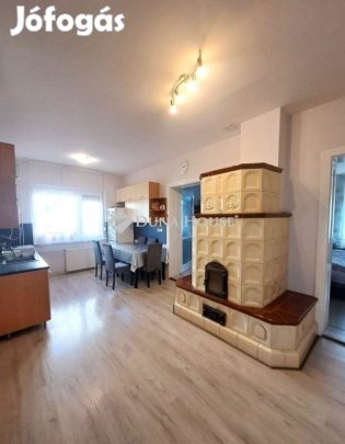 Debreceni eladó 80 nm-es ház