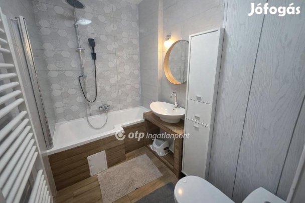 Debreceni eladó 81 nm-es lakás