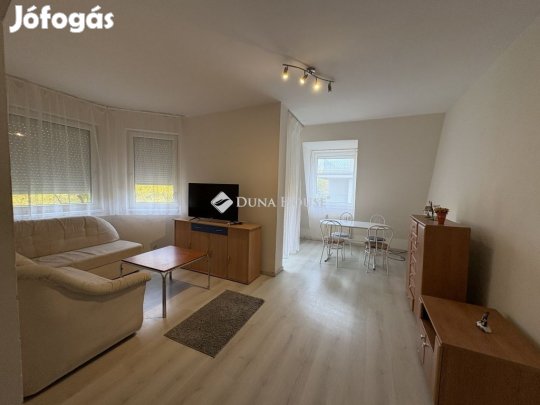 Debreceni eladó 95 nm-es lakás