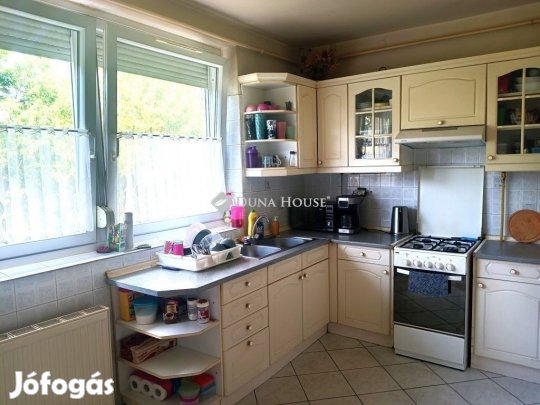 Debreceni eladó 96 nm-es lakás