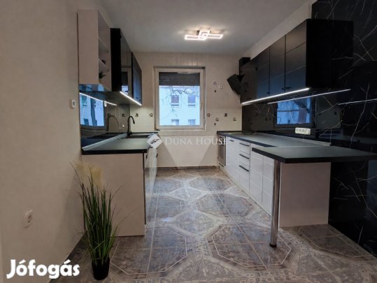 Debreceni eladó 99 nm-es lakás
