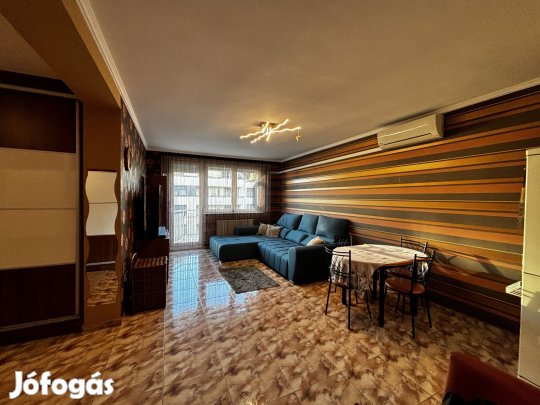 Debreceni eladó tégla társasházi lakás