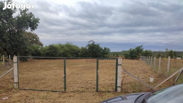 Debreceni eladó telek