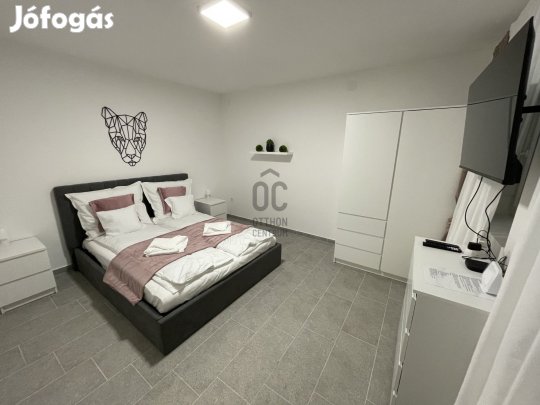 Debreceni kiadó tégla házrész