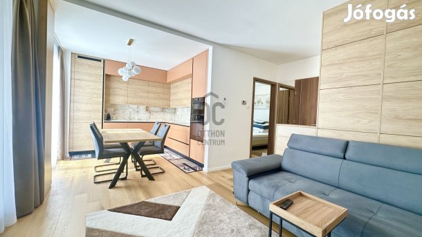 Debreceni kiadó új építésű tégla társasházi lakás