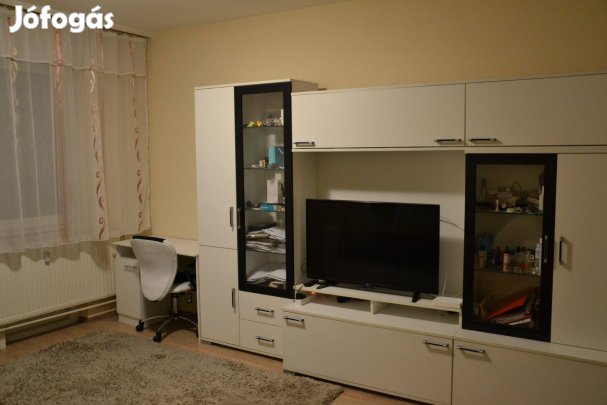 Debrercen Böszörményi úton szép lakás albérletbe kiadó