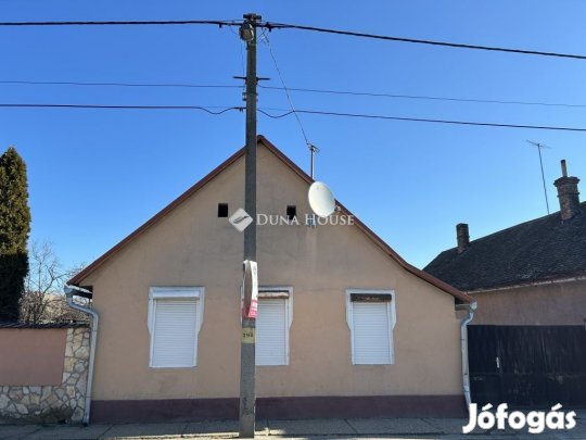 Decsi eladó 90 nm-es ház