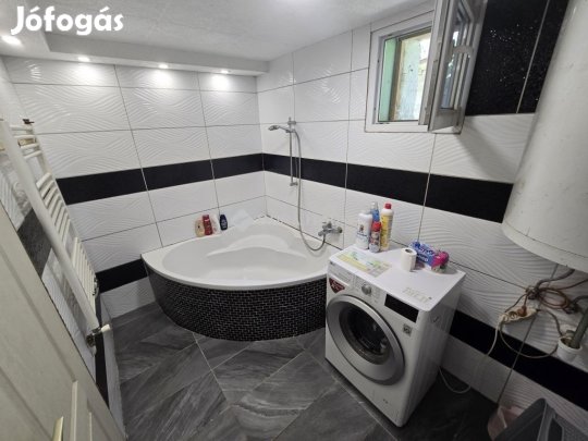 Dégi eladó 62 nm-es ház