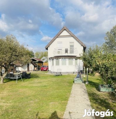 Délegyházai eladó 76 nm-es ház